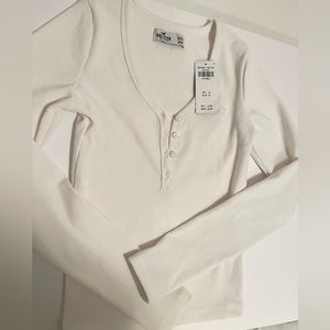 Hollister Ribbed Soft Long-Sleeved Shirt